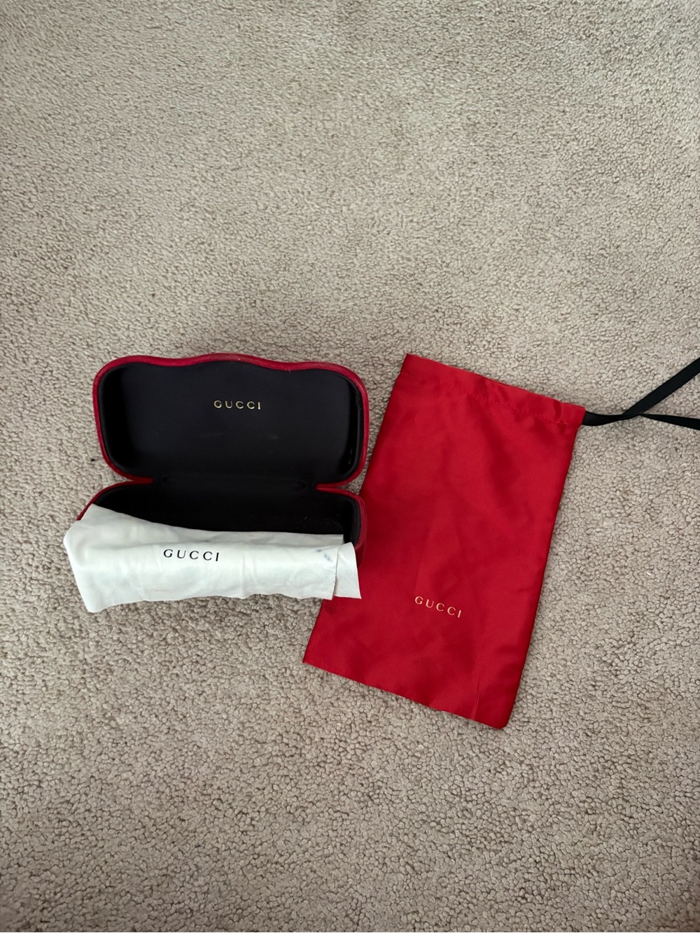 Gucci sunglasses case and dust bag pouch